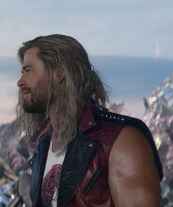 Chris Hemsworth Thor Love and Thunder Thor Red Vest